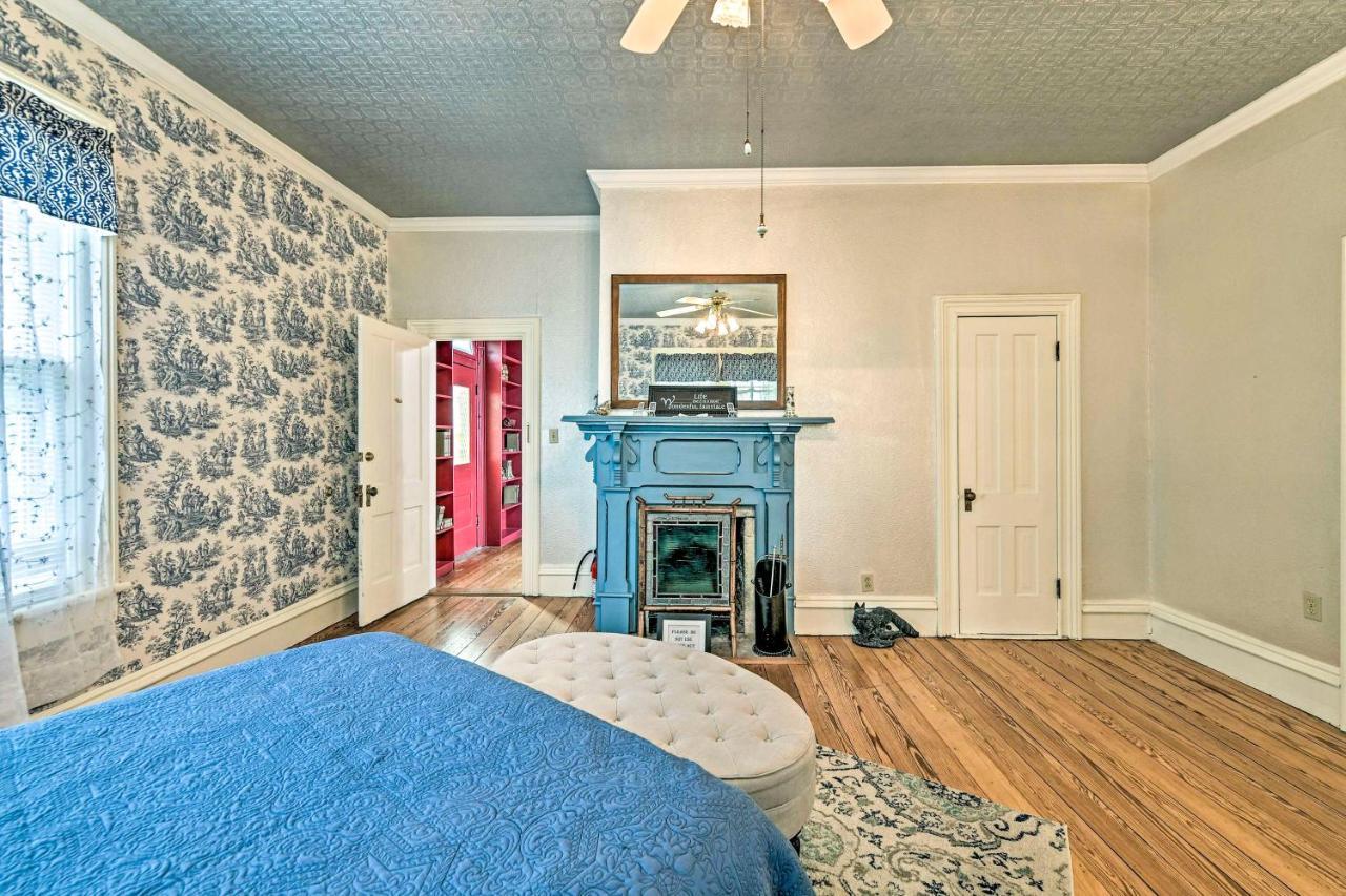 The Lilly House Historic Glen Rose Home With Porch! Exterior foto