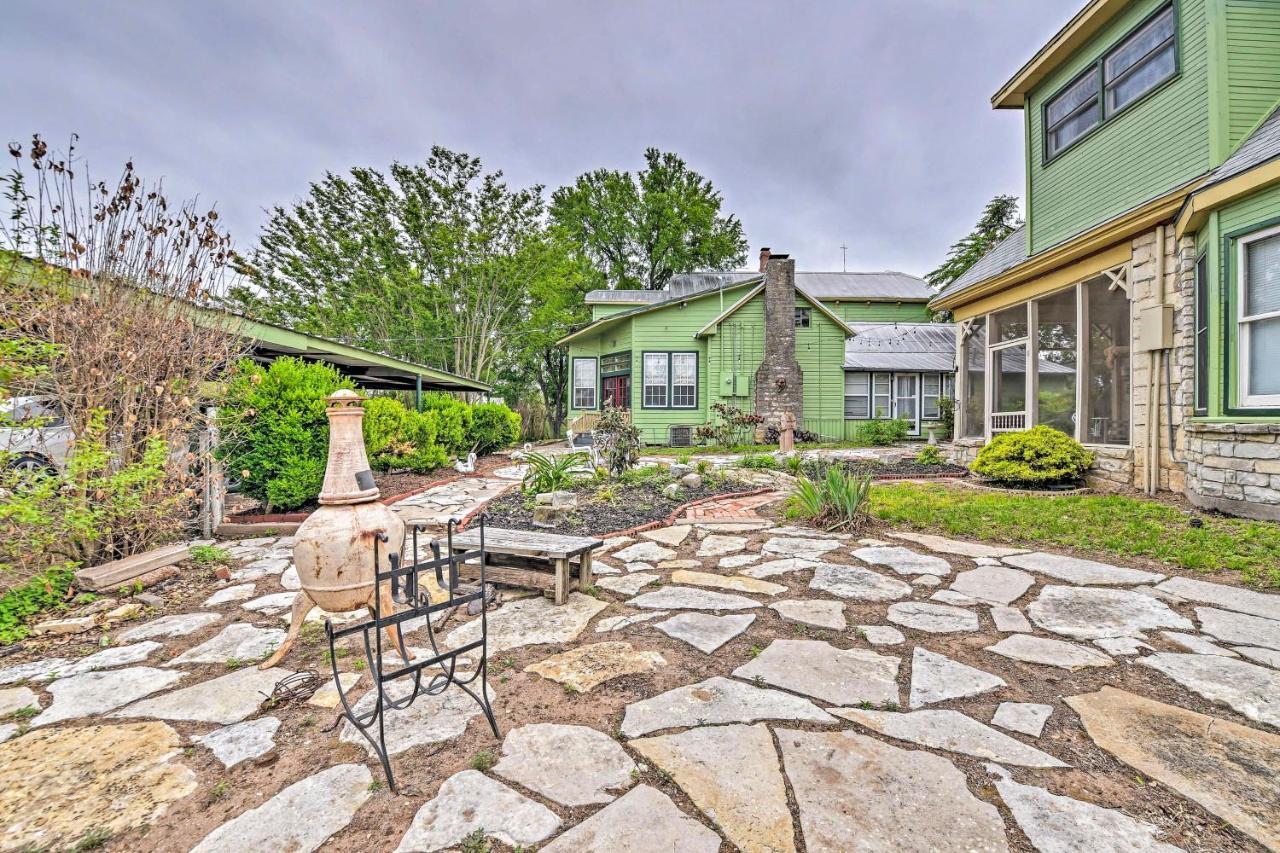 The Lilly House Historic Glen Rose Home With Porch! Exterior foto
