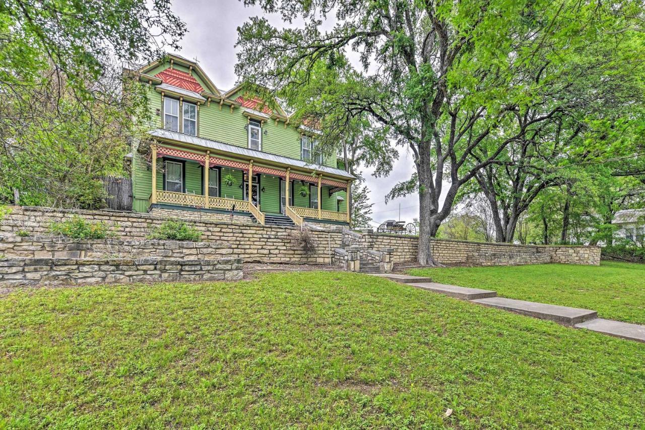 The Lilly House Historic Glen Rose Home With Porch! Exterior foto